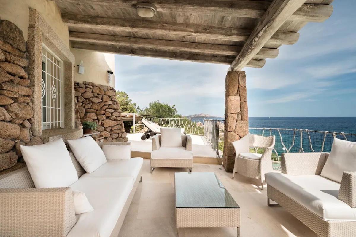 Villa Sul Mare Con Piscina E Jacuzzi Privata Baja Sardinia Eksteriør bilde